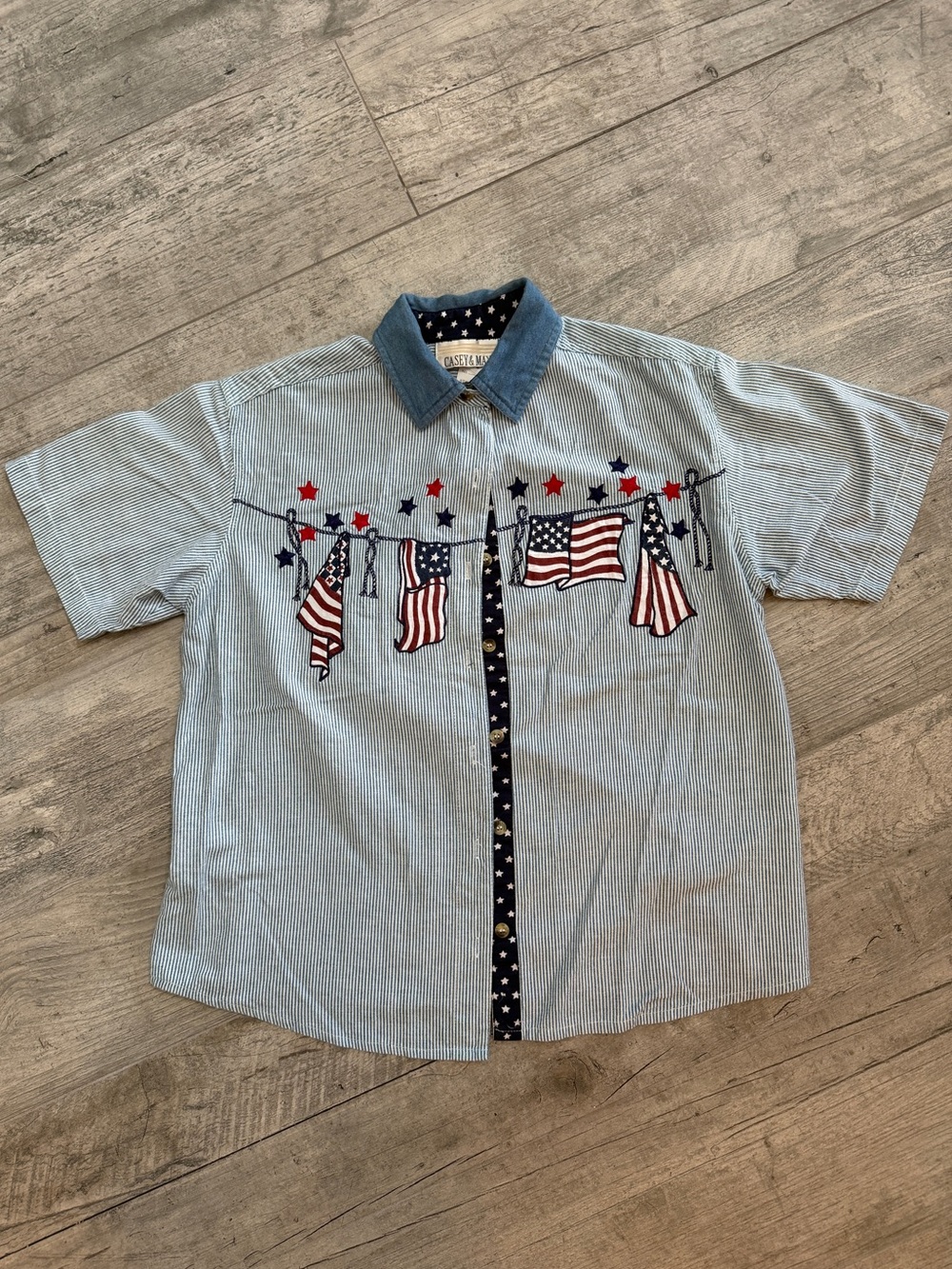 Casey&Max Vintage Pinstripe Button up Shirt w/Americana Flag & Stars Sz S